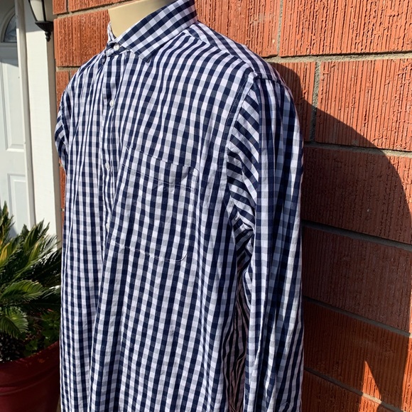 Tommy Hilfiger dress shirt - Picture 4 of 5